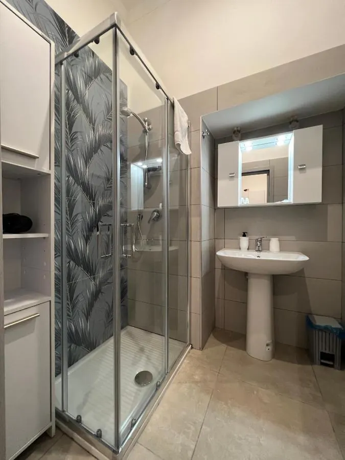 Apartment Silvana Appartamento Naples Italy