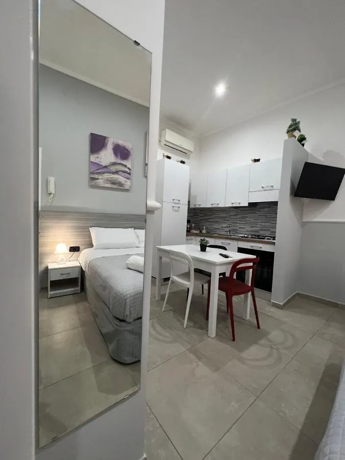 Apartment Silvana Appartamento Naples Italy